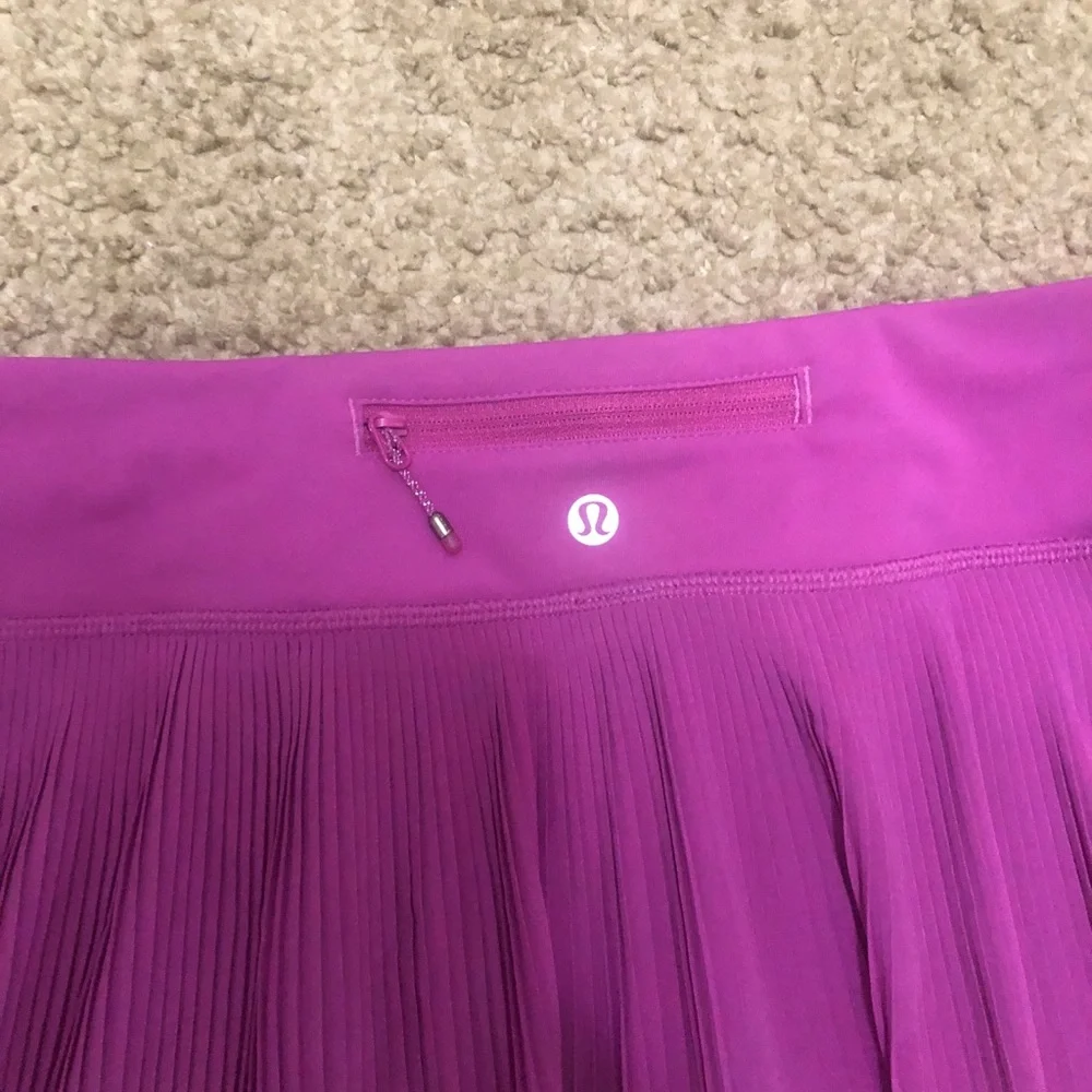 lululemon athletica Ultra Violet Pleated Skort - Purple Size 6 great conditions